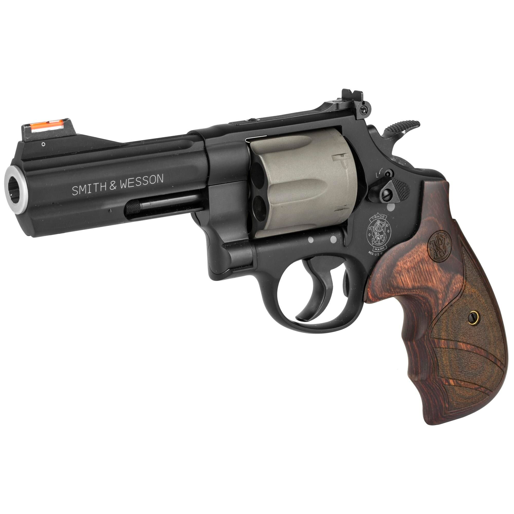 Smith & Wesson Model 329PD Airlite .44 Magnum 6-Round